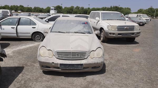 MERCEDES-BENZ C200 2004 wdb2030421f484325