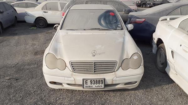 MERCEDES-BENZ C200 2002 wdb2030451f146636