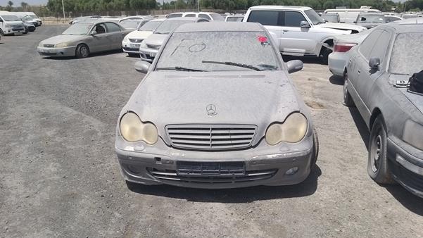 MERCEDES-BENZ C200 2005 wdb2030461f604072