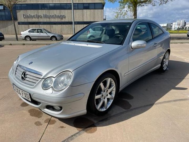 MERCEDES-BENZ SPORTCOUPE CITY CAR 2006 wdb2037081a938137