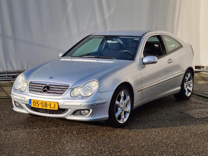 MERCEDES-BENZ C-KLASSE 2006 wdb2037301a868749