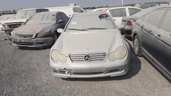 MERCEDES-BENZ C200 2001 wdb2037451a105157