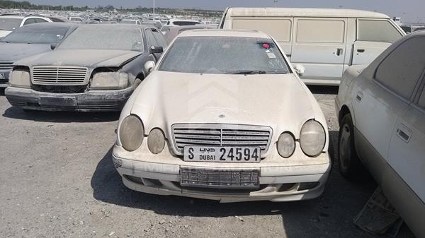 MERCEDES-BENZ 200 2002 wdb2083441t099604