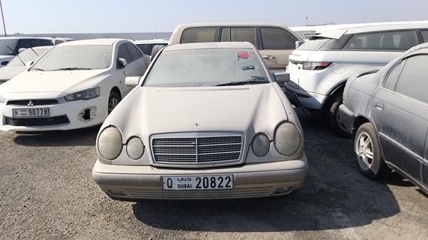 MERCEDES-BENZ E200 1997 wdb2100371a353760