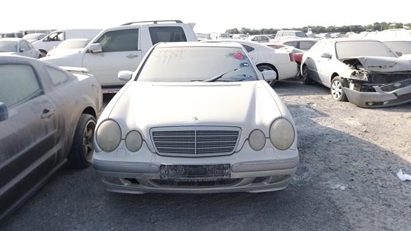 MERCEDES-BENZ E240 2001 wdb2100621b174279