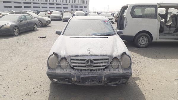 MERCEDES-BENZ E240 2001 wdb2100621b339624