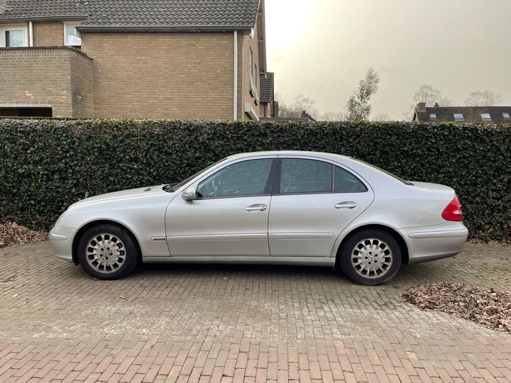 MERCEDES-BENZ E-KLASSE 2004 wdb2110261a563071