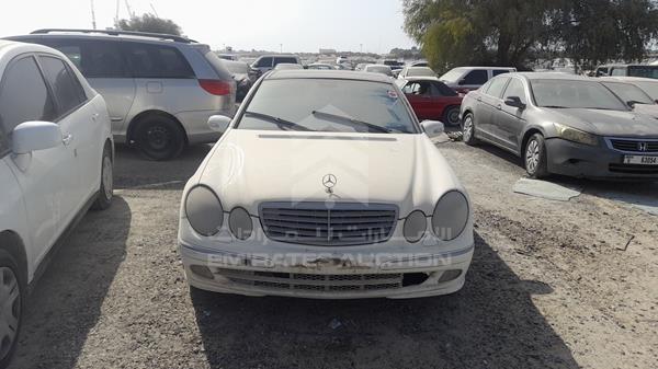 MERCEDES-BENZ E320 2003 wdb2110611a207128