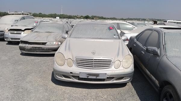 MERCEDES-BENZ E320 2003 wdb2110651a028984