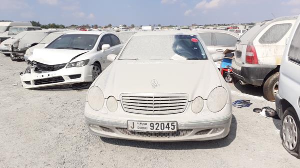 MERCEDES-BENZ E320 2002 wdb2110651a032384