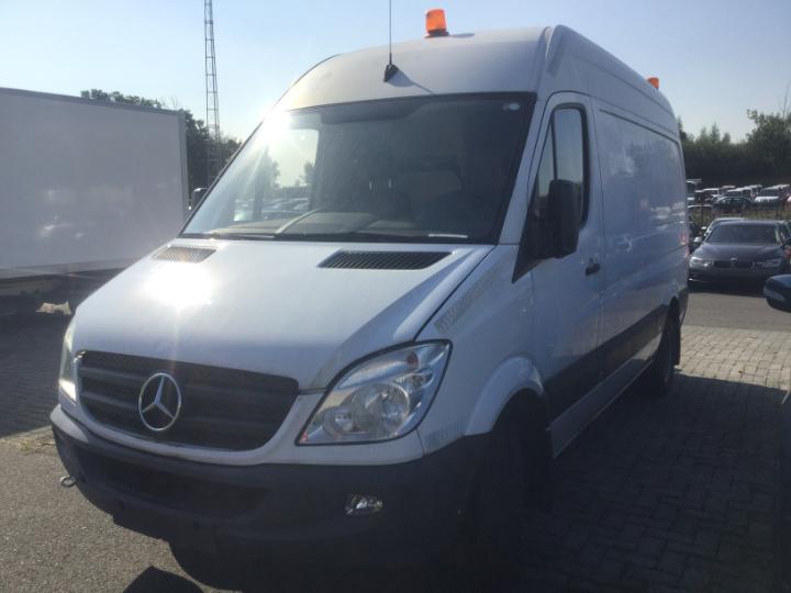 MERCEDES-BENZ SPRINTER 2011 wdb9066531s555231