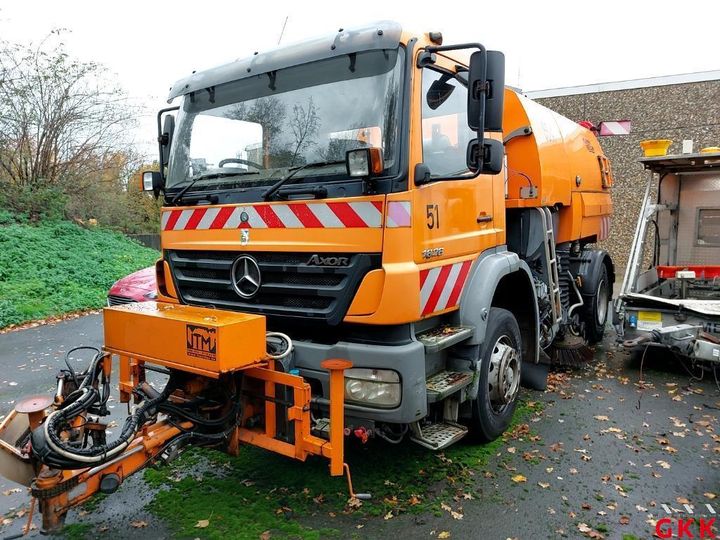 MERCEDES-BENZ AXOR 1828 2005 wdb9525022l035707