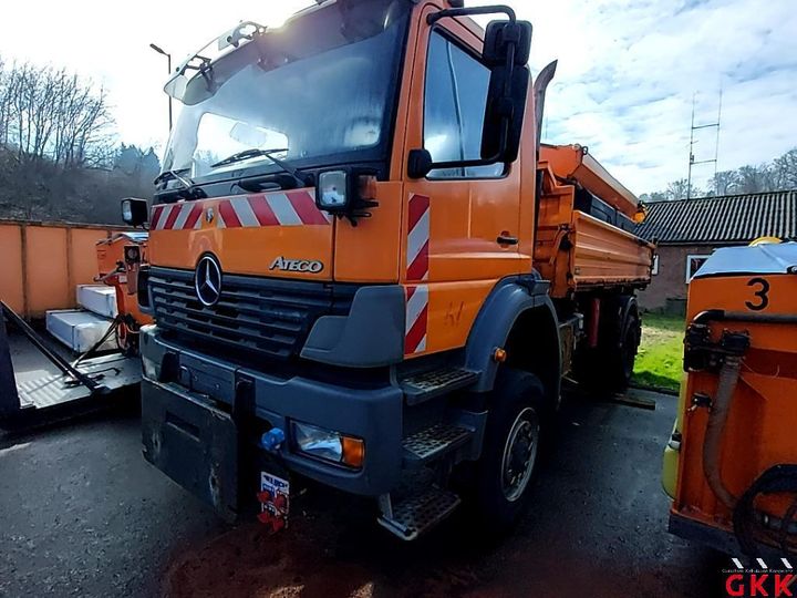 MERCEDES-BENZ ATEGO 2002 wdb9525631k728855