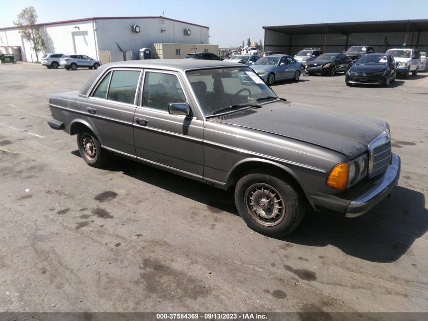 MERCEDES-BENZ 300-CLASS 1985 wdbab33c5fa260305