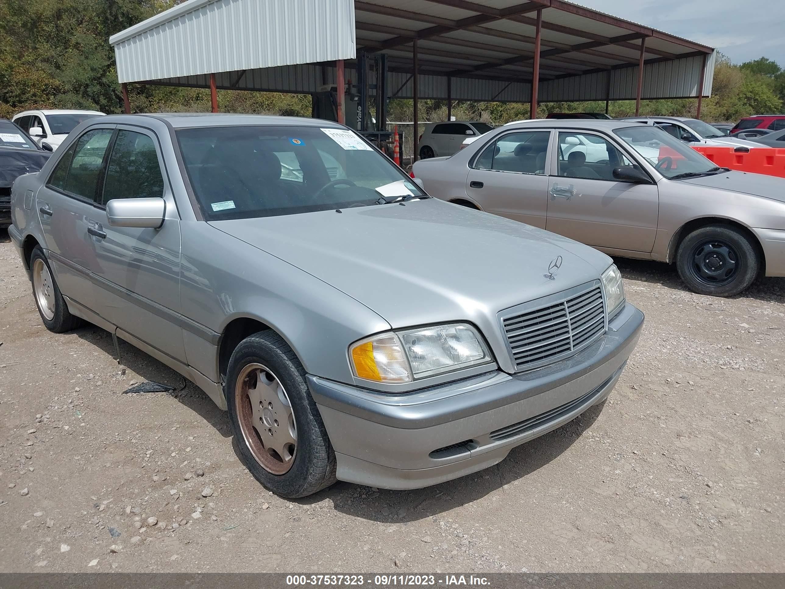 MERCEDES-BENZ C-KLASSE 2000 wdbha24g4yf928890