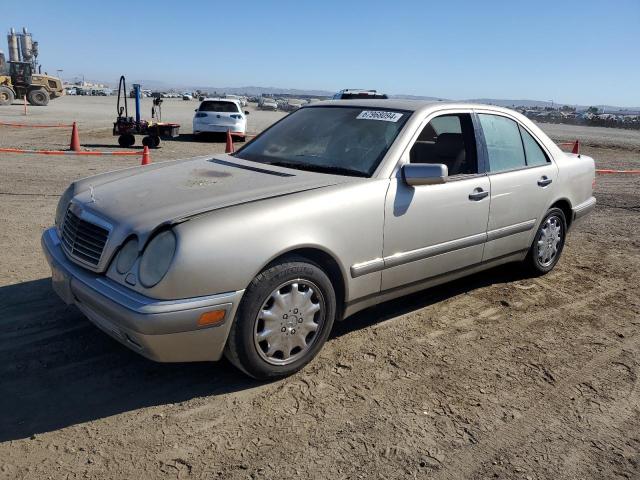 MERCEDES-BENZ E 320 1996 wdbjf55f5tj021680