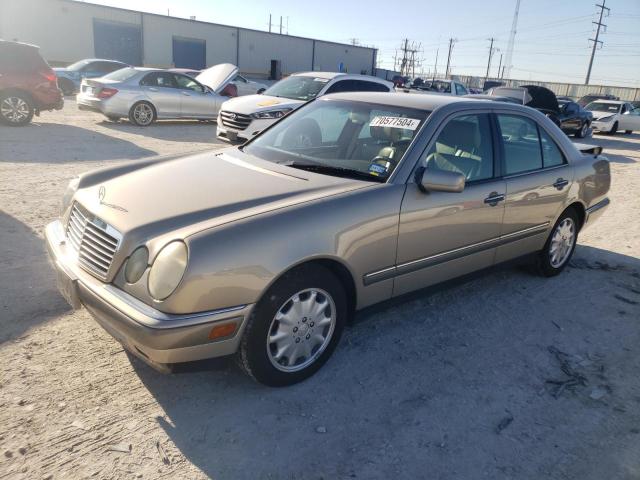 MERCEDES-BENZ E 320 1996 wdbjf55f7tj022765