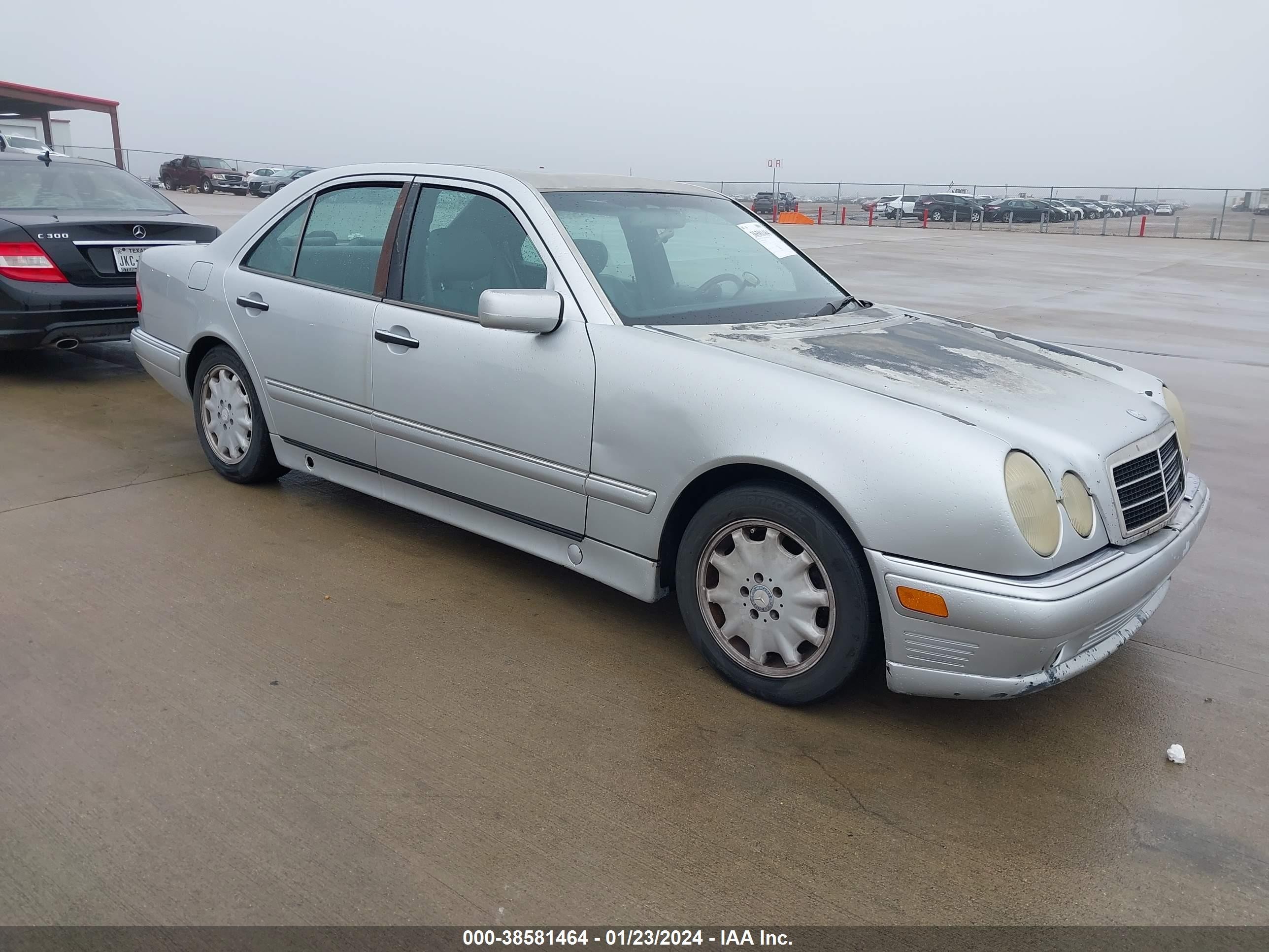 MERCEDES-BENZ E-KLASSE 1996 wdbjf55f8tj007983