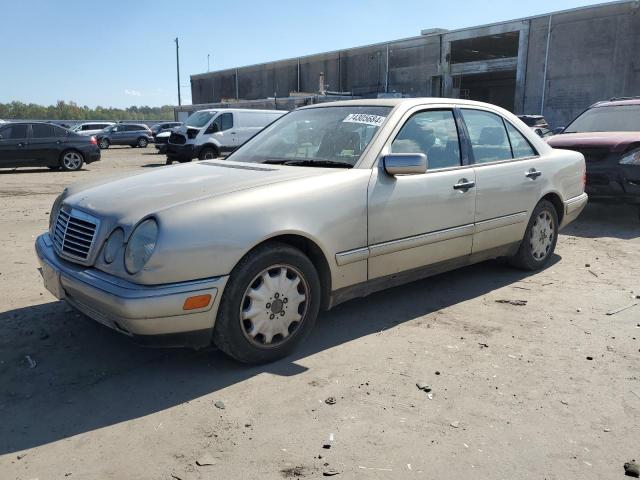 MERCEDES-BENZ E 320 1997 wdbjf55f8vj031008