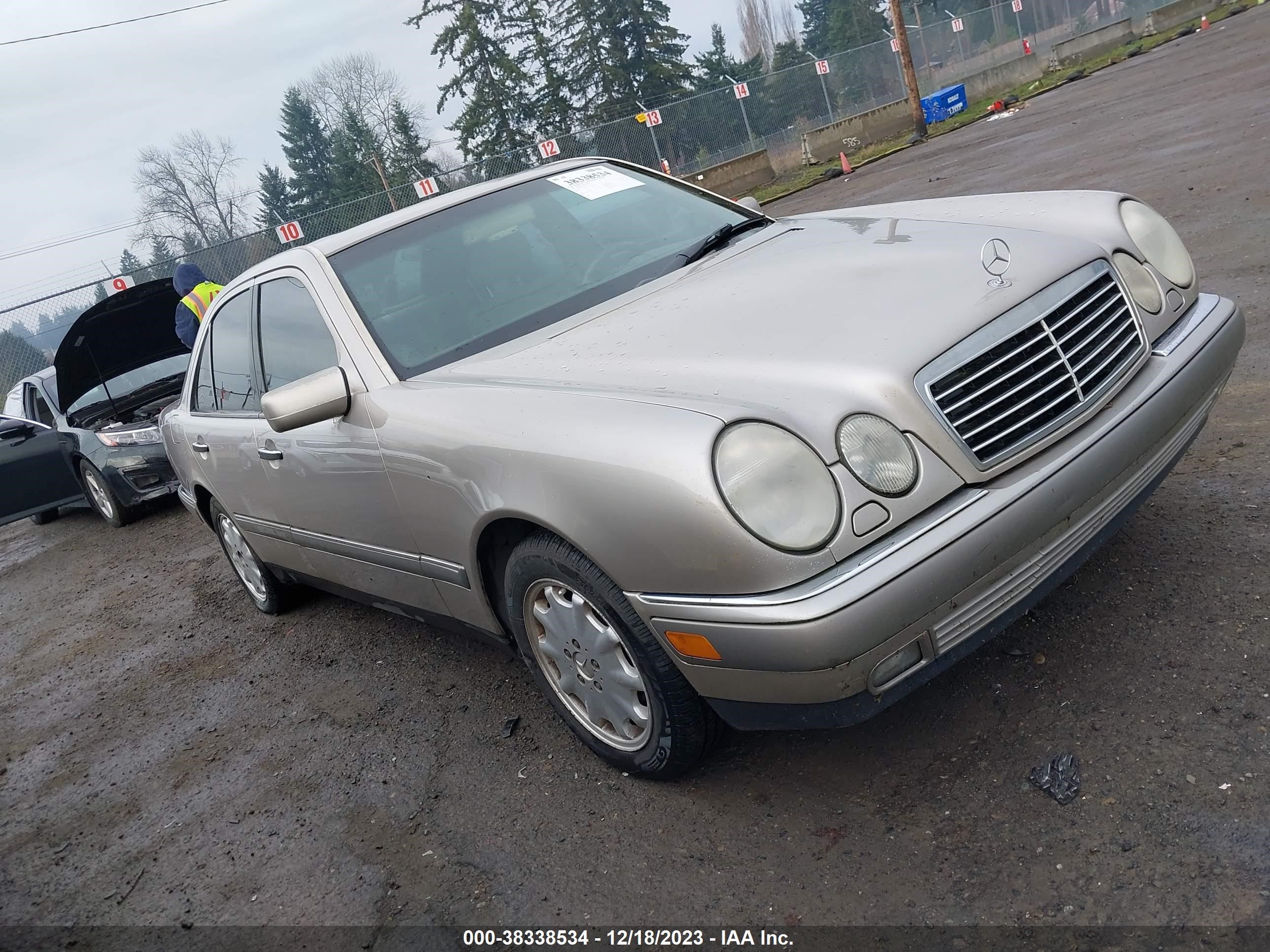 MERCEDES-BENZ E-KLASSE 1997 wdbjf55fxva275310