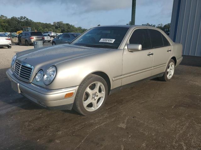 MERCEDES-BENZ E 320 1998 wdbjf65f2wa605125