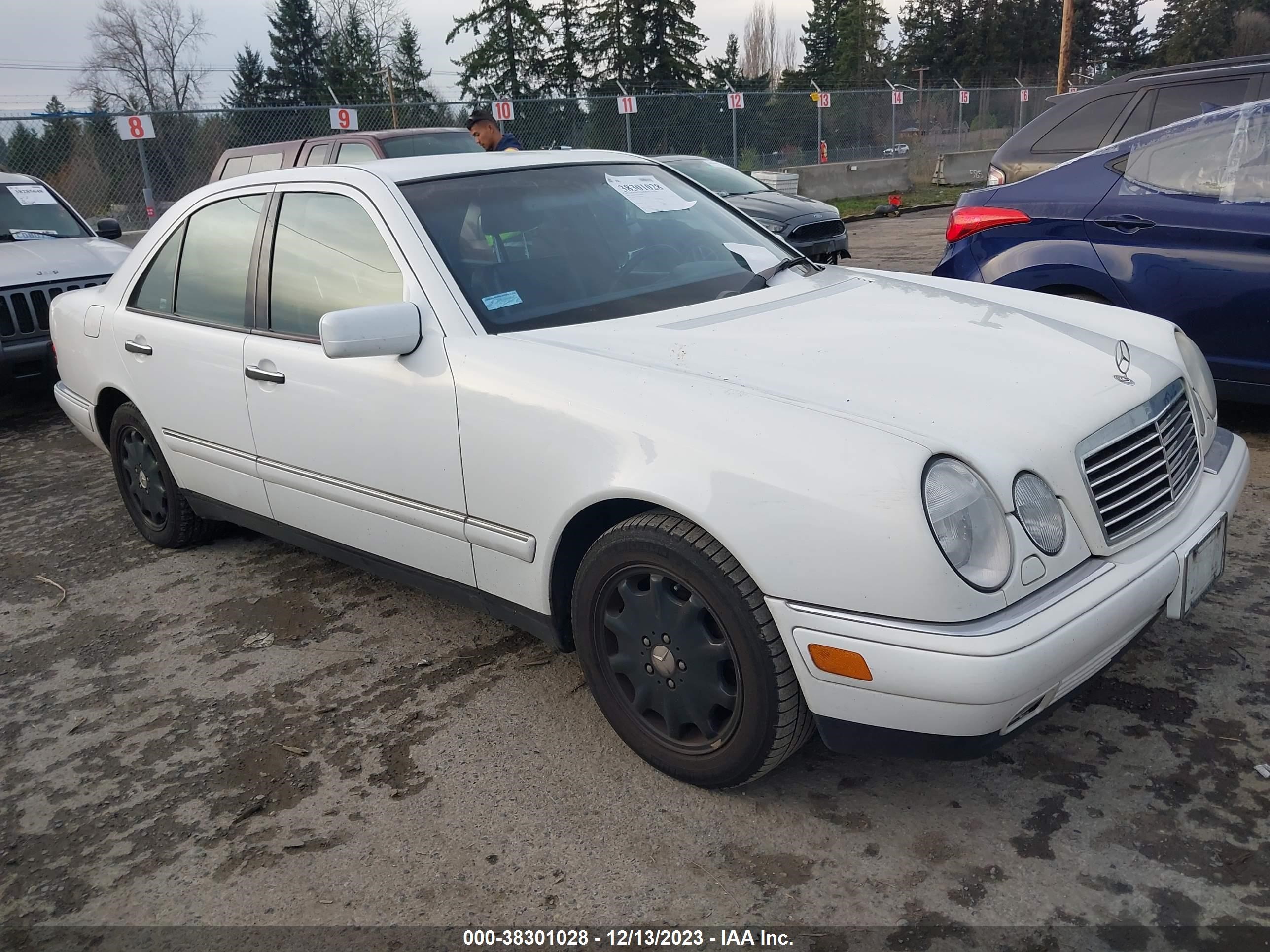 MERCEDES-BENZ E-KLASSE 1998 wdbjf65f7wa704636