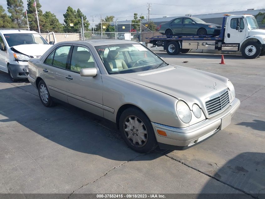 MERCEDES-BENZ E-KLASSE 1998 wdbjf65f9wa486425