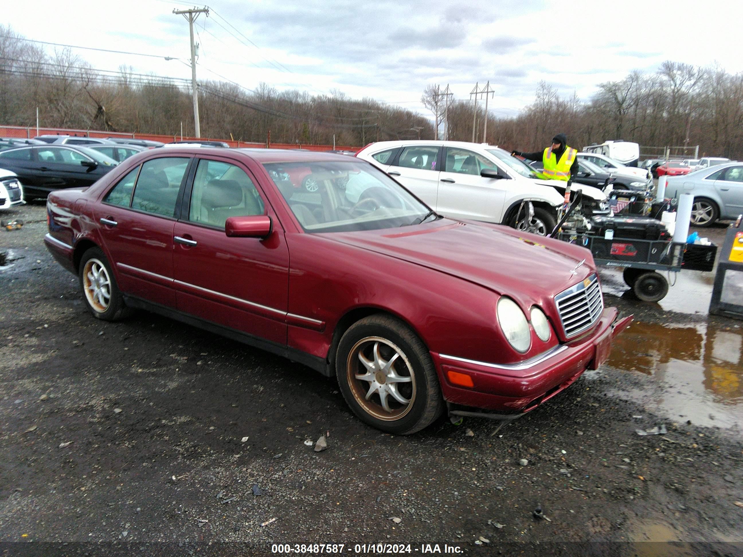 MERCEDES-BENZ E-KLASSE 1999 wdbjf65h7xa951142