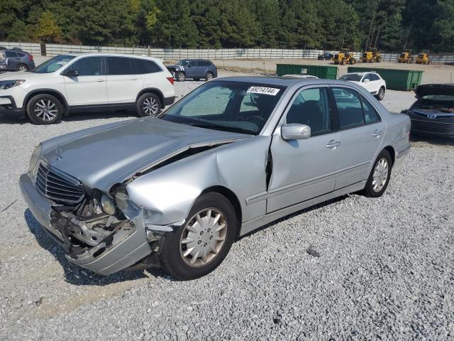 MERCEDES-BENZ E 320 2001 wdbjf65j11b272438