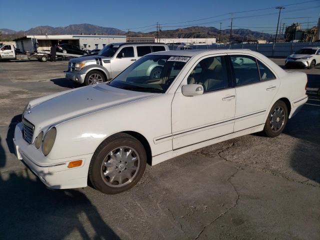 MERCEDES-BENZ E-CLASS 2001 wdbjf65j31b240915