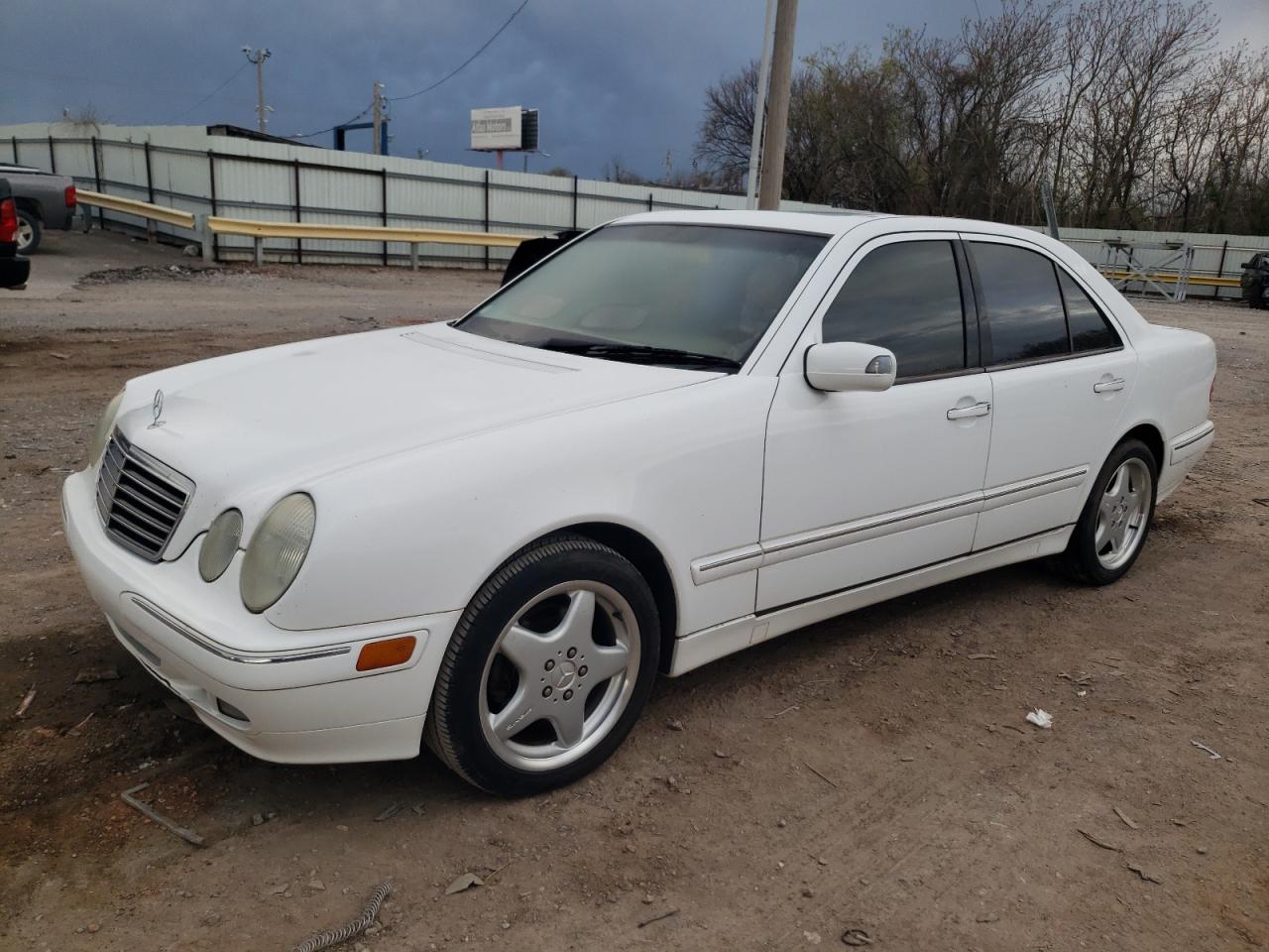 MERCEDES-BENZ E-KLASSE 2001 wdbjf65j31b248383