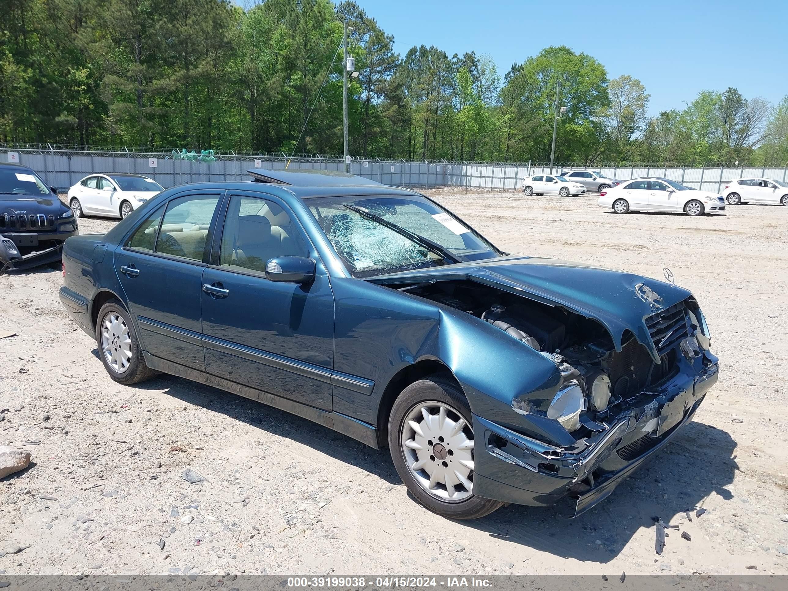 MERCEDES-BENZ E-CLASS 2001 wdbjf65j41b343731