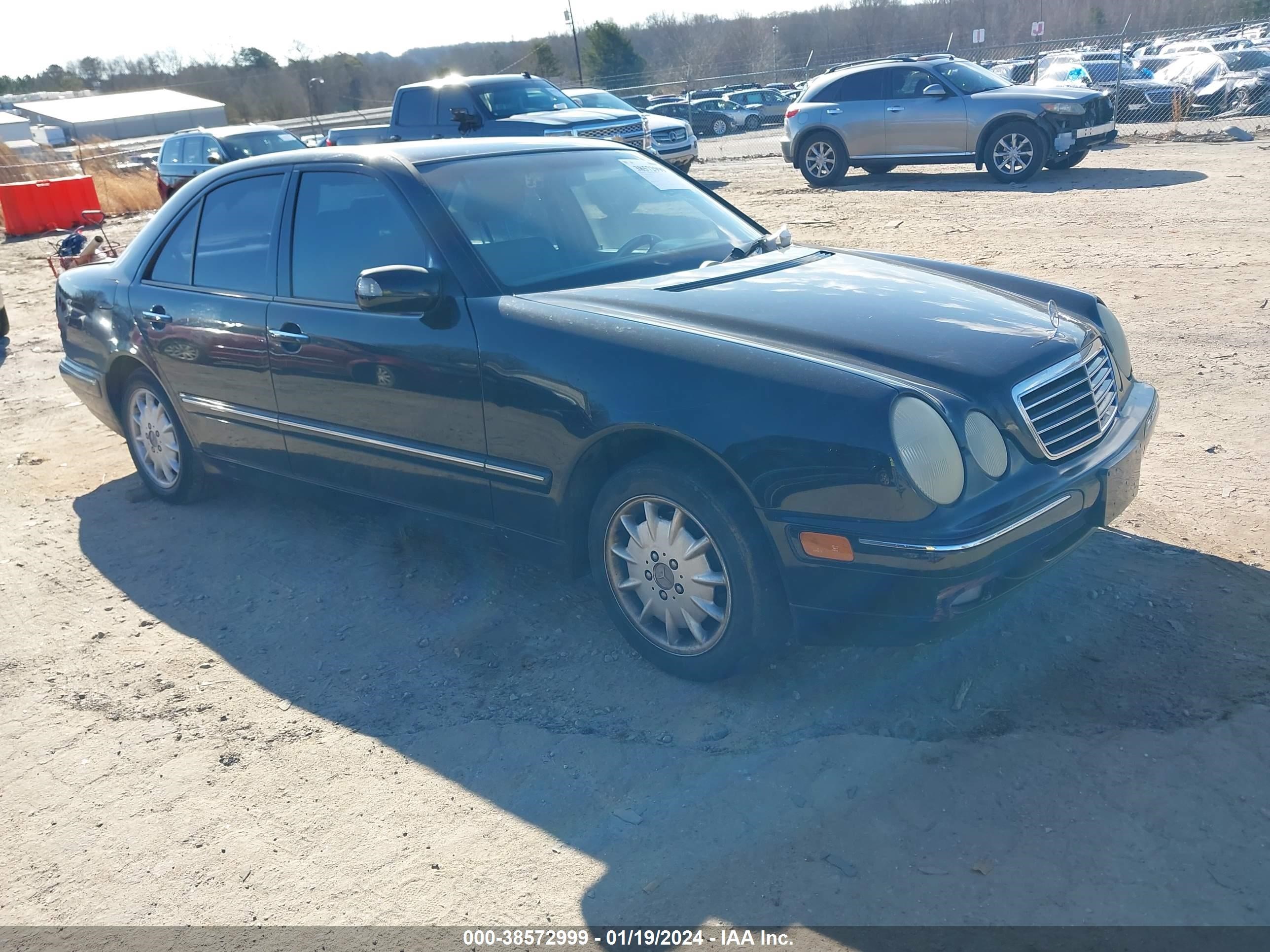 MERCEDES-BENZ E-KLASSE 2001 wdbjf65j51b268165