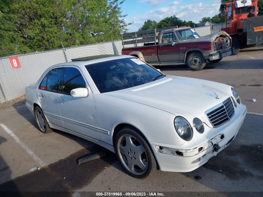 MERCEDES-BENZ E-KLASSE 2000 wdbjf70g4ya956305