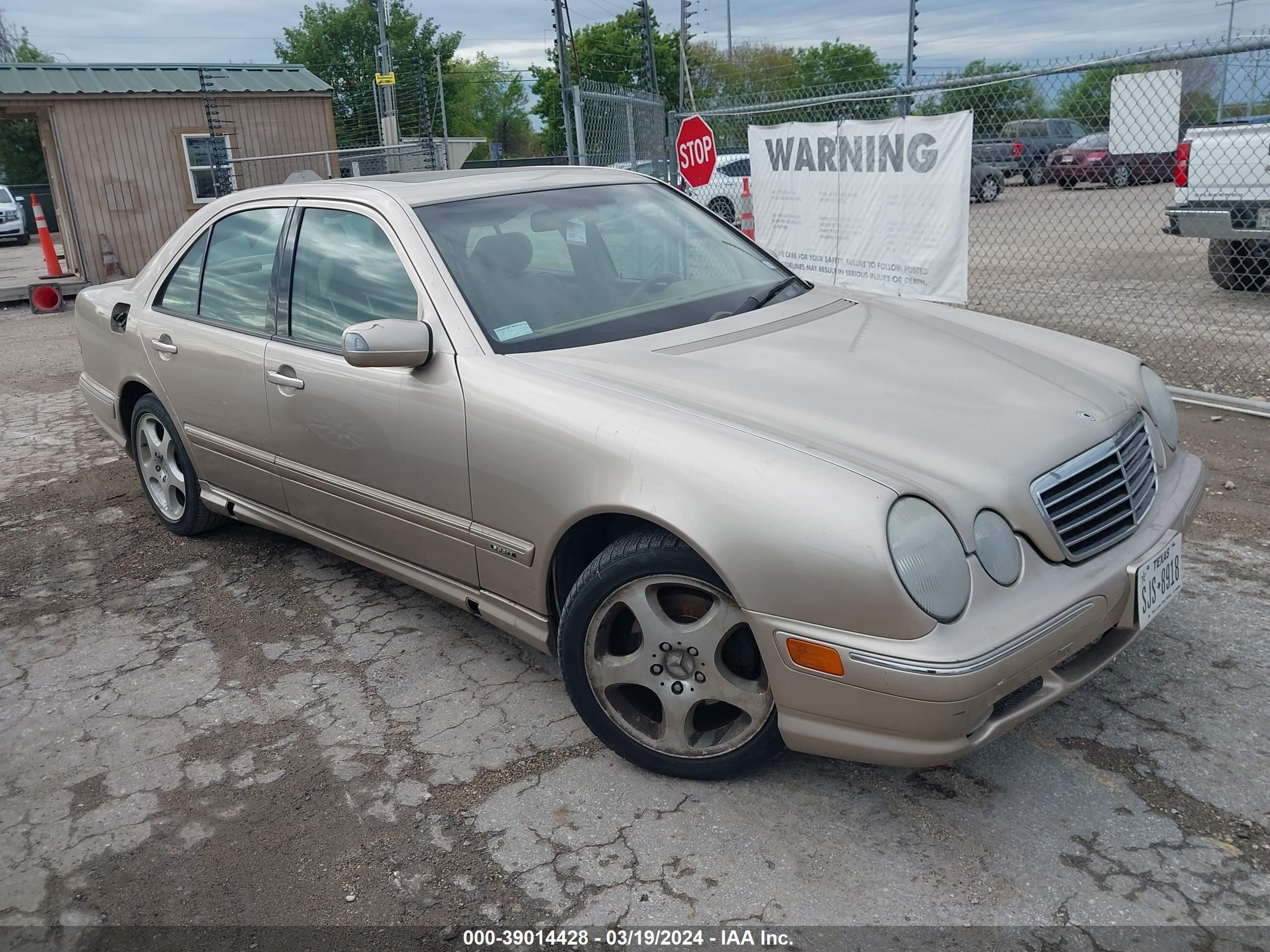 MERCEDES-BENZ NULL 2001 wdbjf70j31b260868