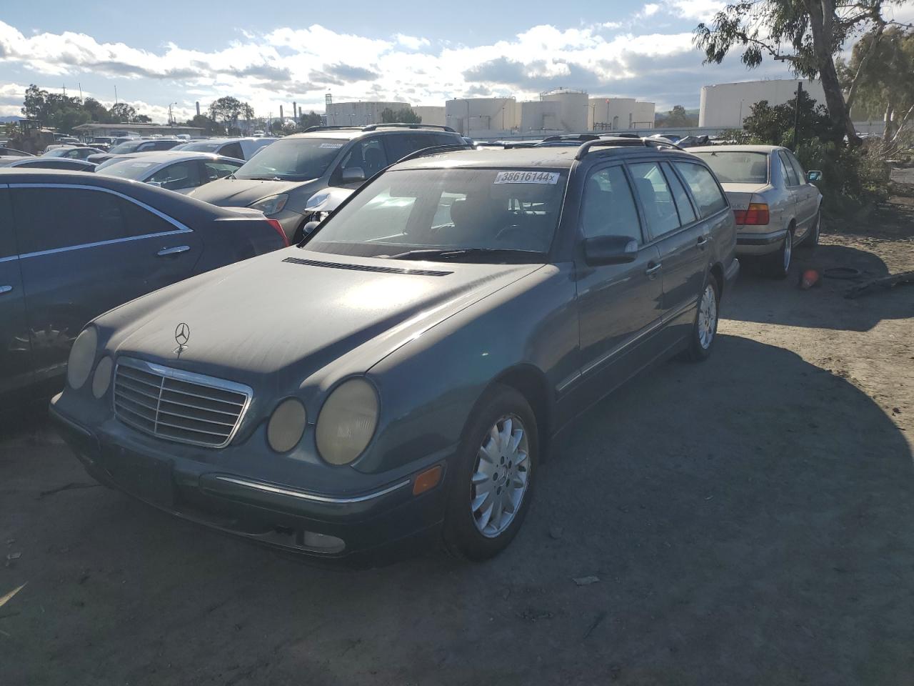 MERCEDES-BENZ E-KLASSE 2001 wdbjh65jx1b353318