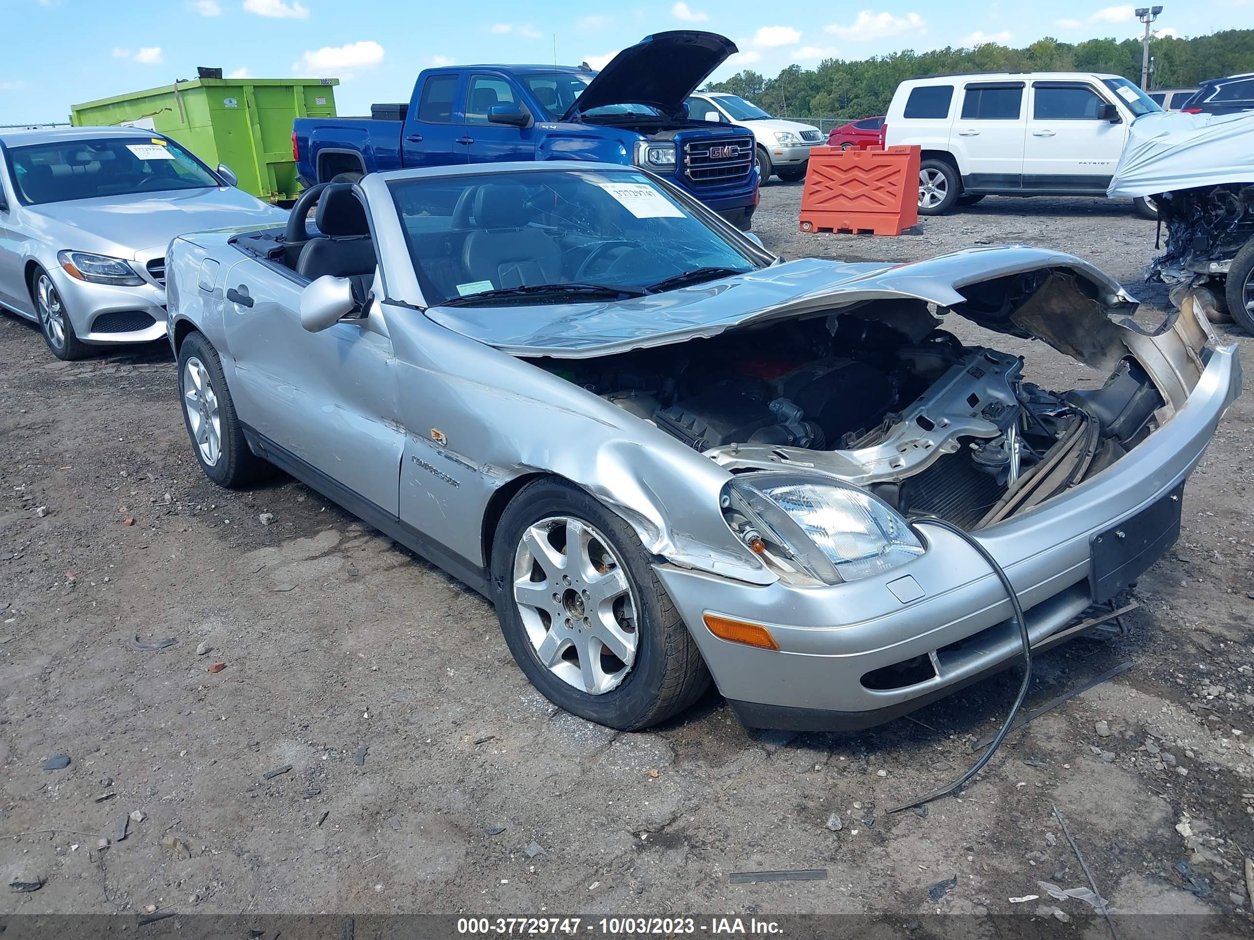 MERCEDES-BENZ SLK-KLASSE 1999 wdbkk47f0xf106233