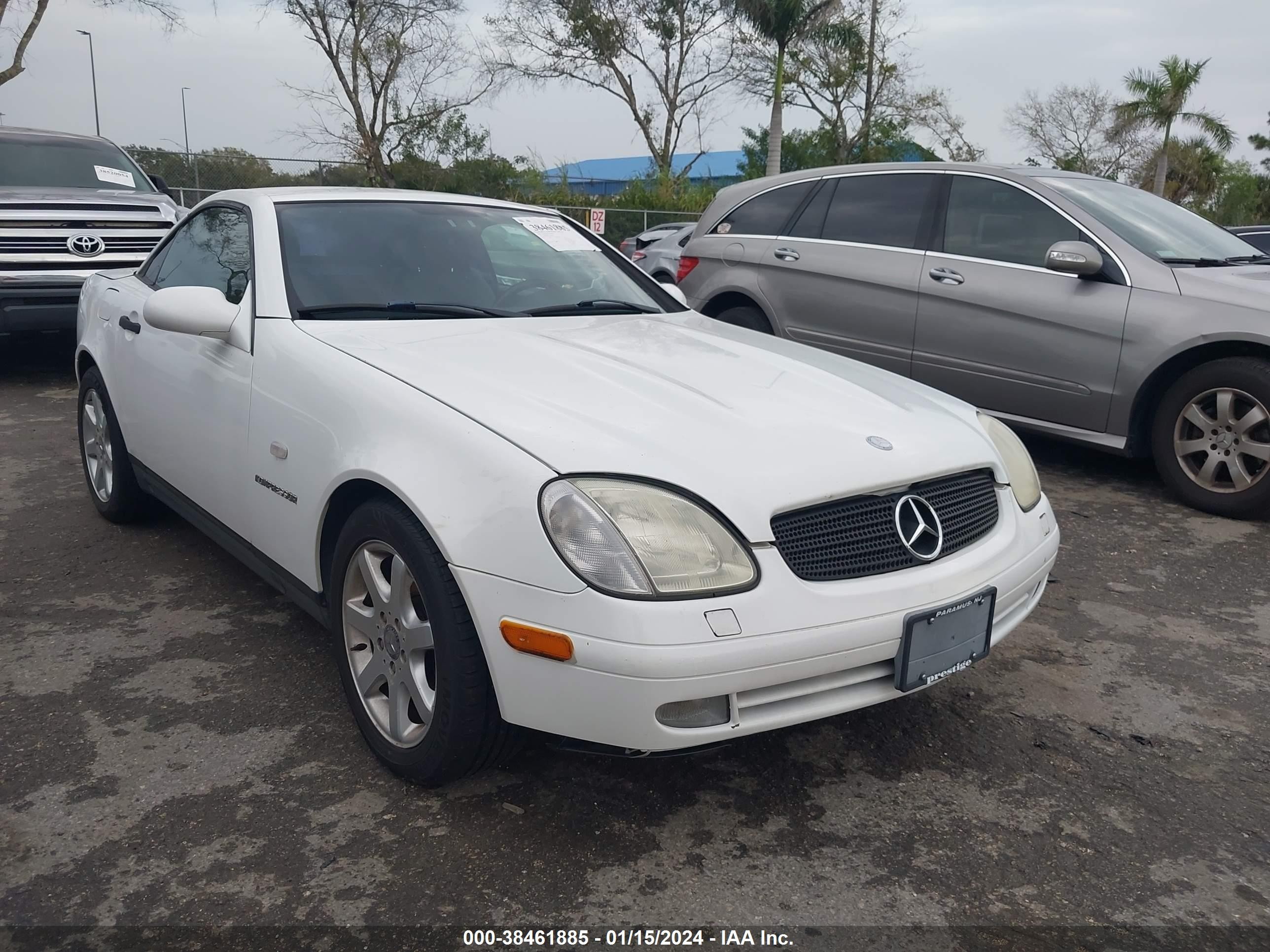 MERCEDES-BENZ SLK-KLASSE 1998 wdbkk47f3wf040601