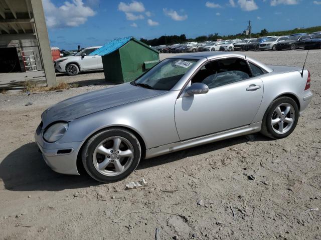 MERCEDES-BENZ SLK-CLASS 2001 wdbkk65f21f189413