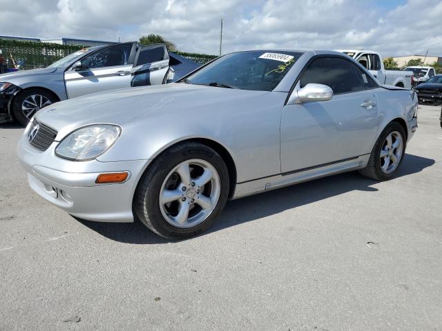 MERCEDES-BENZ SLK-CLASS 2001 wdbkk65f21f199732