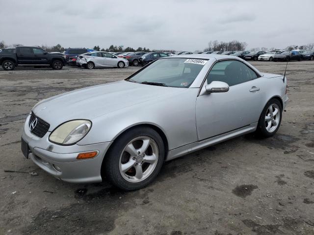 MERCEDES-BENZ SLK 320 2001 wdbkk65f71f203791