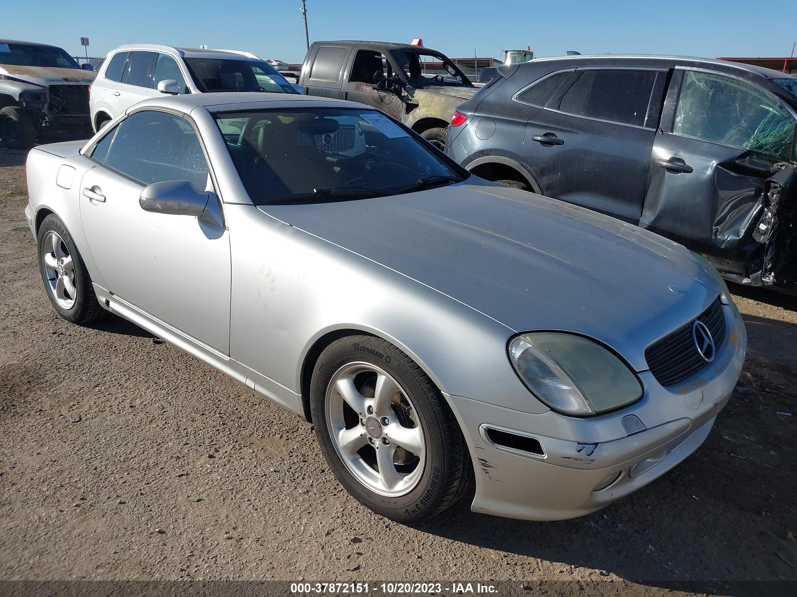 MERCEDES-BENZ SLK-KLASSE 2001 wdbkk65f71f227167