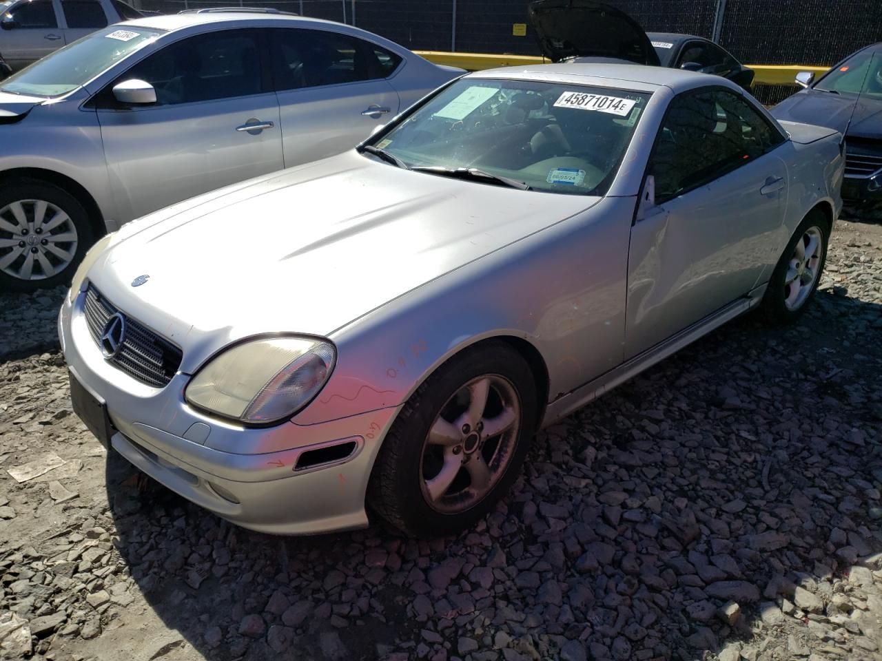 MERCEDES-BENZ SLK-CLASS 2001 wdbkk65f91f200164