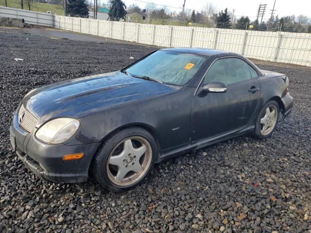 MERCEDES-BENZ SLK-CLASS 2001 wdbkk65fx1f227132