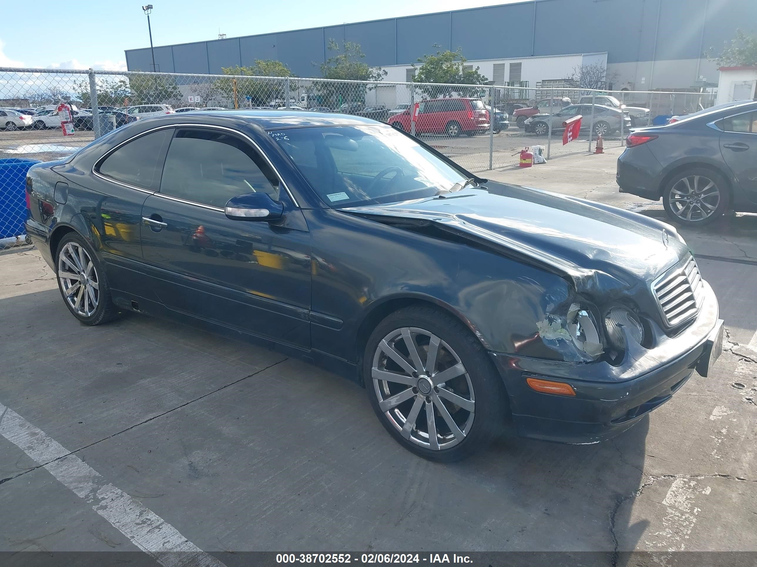 MERCEDES-BENZ CLK-KLASSE 2002 wdblj65g62t127144