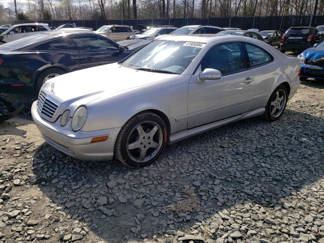 MERCEDES-BENZ CLK-KLASSE 2002 wdblj70gx2t127516