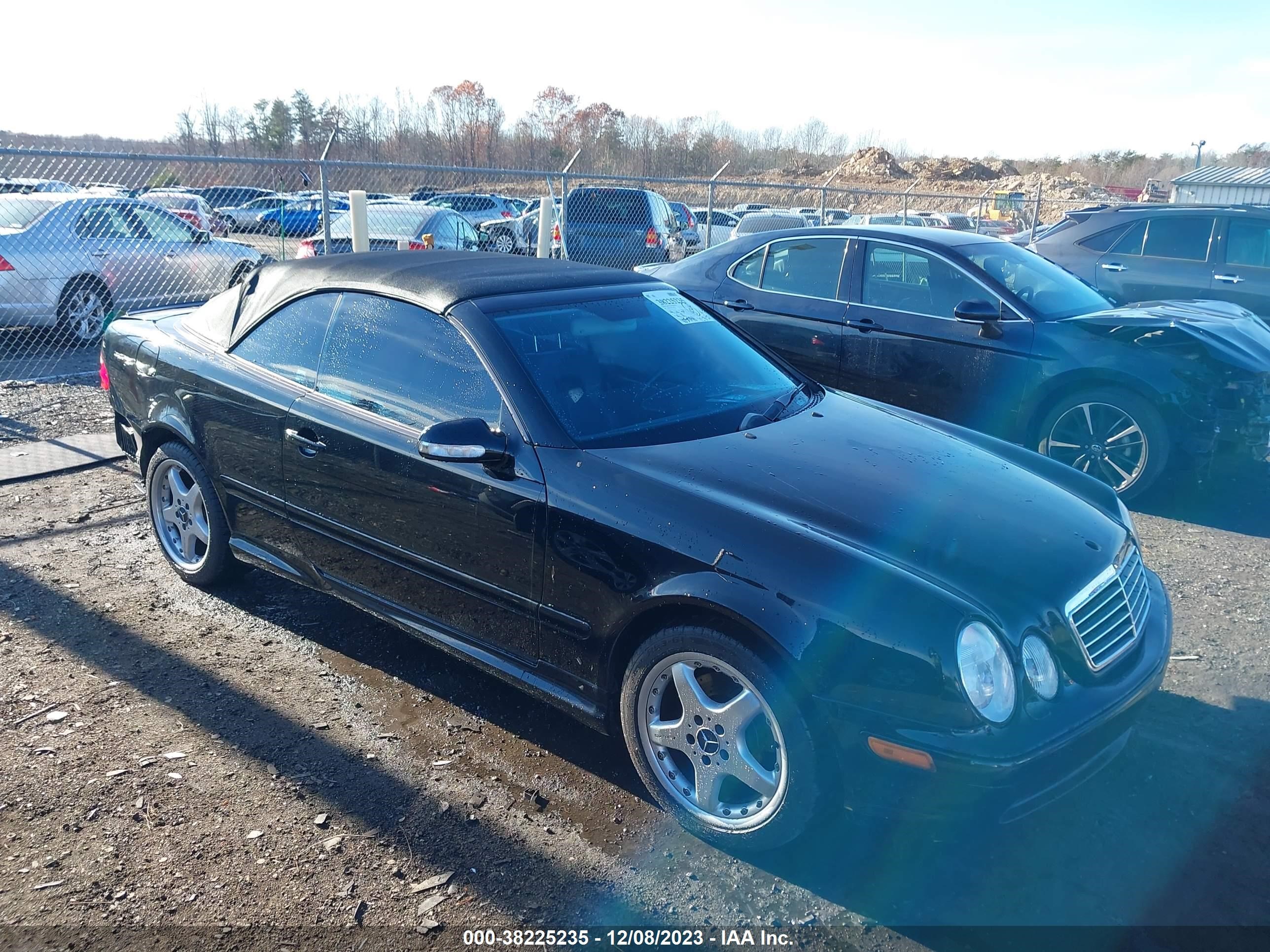 MERCEDES-BENZ CLK-KLASSE 2002 wdblk70g72t115482