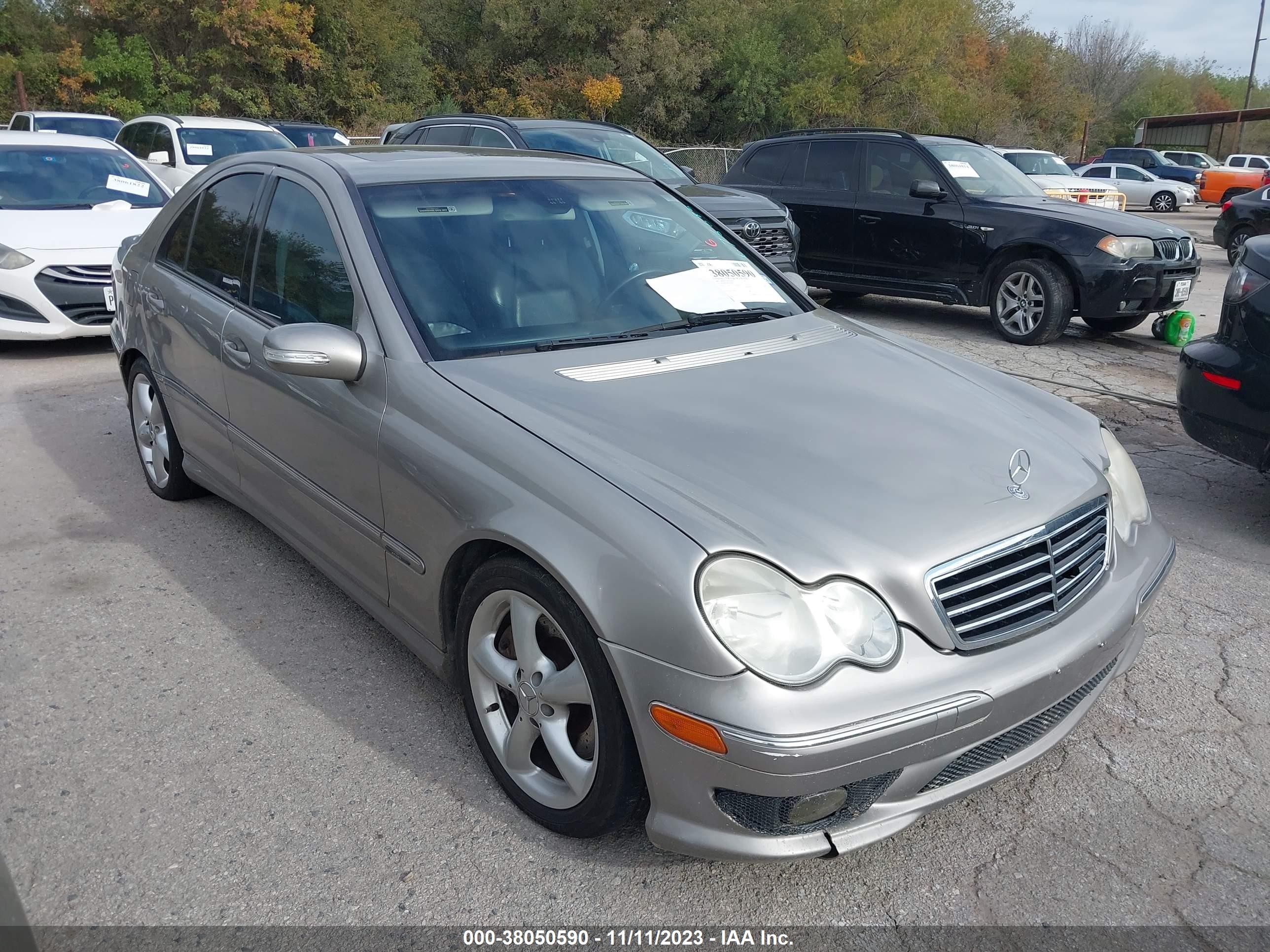 MERCEDES-BENZ C-KLASSE 2005 wdbrf40j85a676685