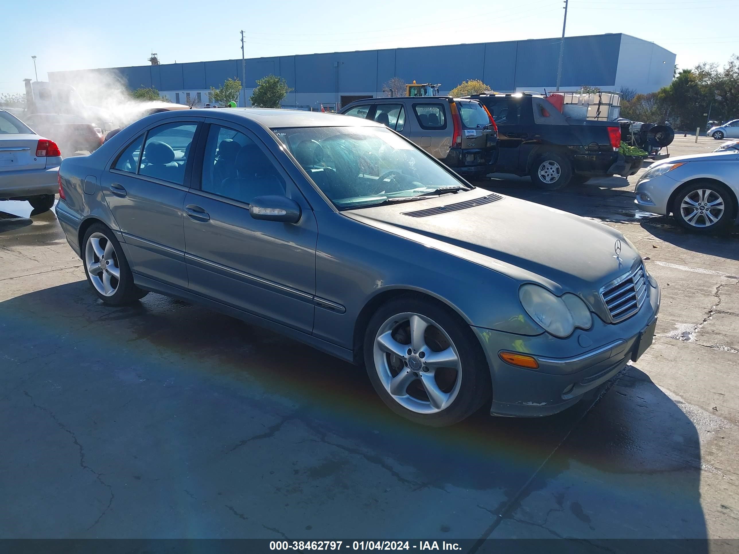 MERCEDES-BENZ C-KLASSE 2004 wdbrf40j94a593183