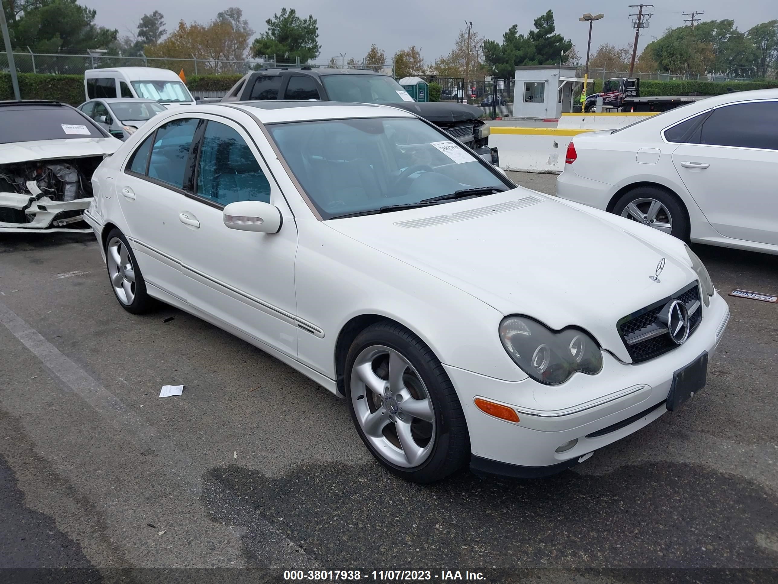 MERCEDES-BENZ NULL 2004 wdbrf40jx4f517586